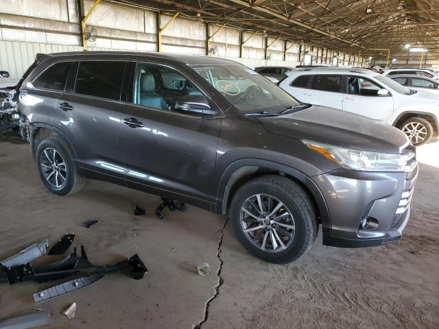 2018 TOYOTA HIGHLANDER 5TDKZRFH8JS536225