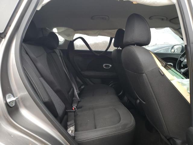 KNDJP3A56J7562943 KIA Soul