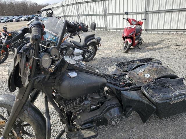 2002 HARLEY-DAVIDSON FLHPI 1HD1FHW1X2Y703304