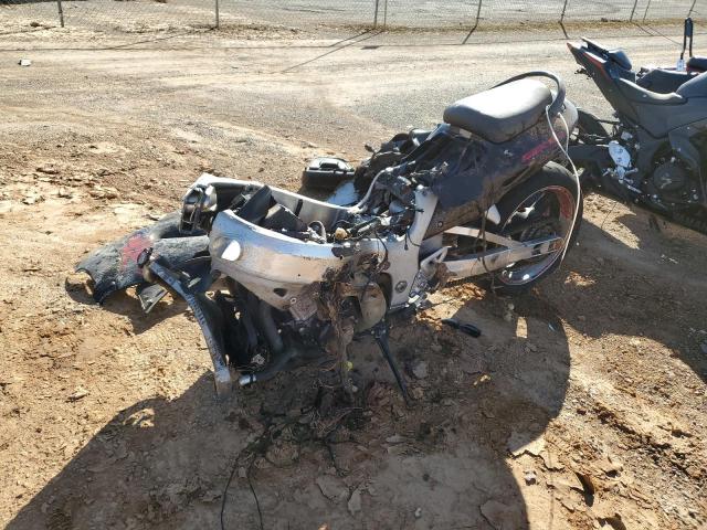 2002 SUZUKI GSX1300 R - JS1GW71A022104938