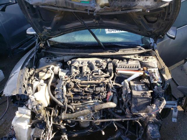 VIN 4T1C31AK4NU582108 2022 Toyota Camry, Le Hybrid no.11