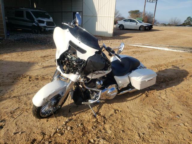 2017 HARLEY-DAVIDSON FLHXS STRE - 1HD1KRC16HB644558