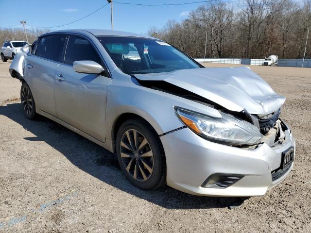  NISSAN ALTIMA 2018 Серебристый