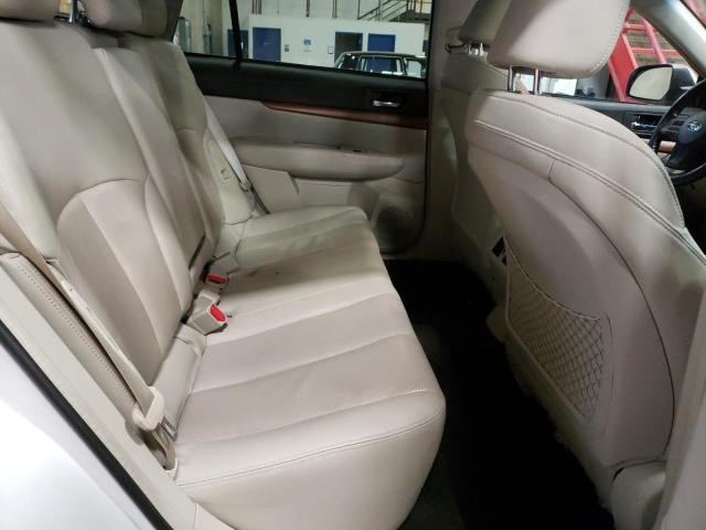 4S4BRCMC5E3300817 Subaru Outback 2.5i Limited
