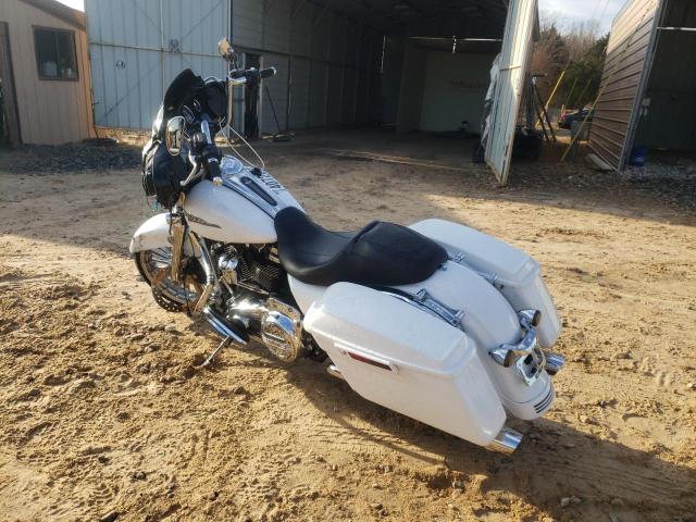 2017 HARLEY-DAVIDSON FLHXS STRE - 1HD1KRC16HB644558