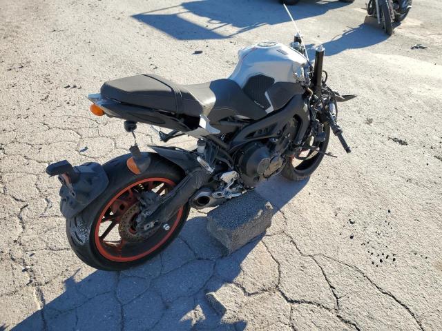 2020 YAMAHA MT09 - JYARN53E0LA007120