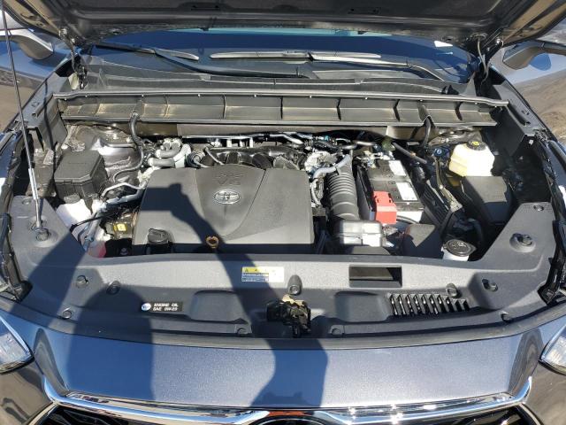 5TDFZRBHXNS238689 Toyota Highlander Platinum