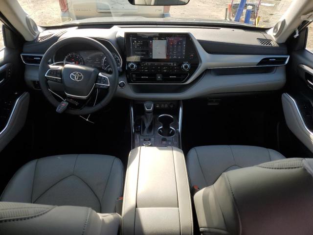 5TDFZRBHXNS238689 Toyota Highlander Platinum