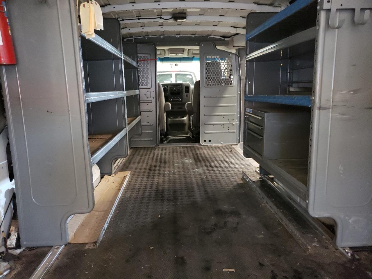 1N6BF0KY2HN804922 NISSAN NV 2017