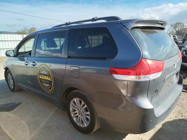 5TDYK3DC5CS206354 2012 TOYOTA SIENNA - Image 2