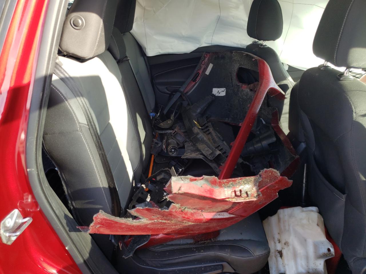 1FMCU0G79GUC81363 FORD ESCAPE 2016