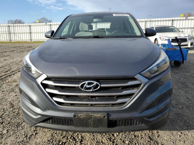 KM8J23A4XHU486219 Hyundai TUCSON SE