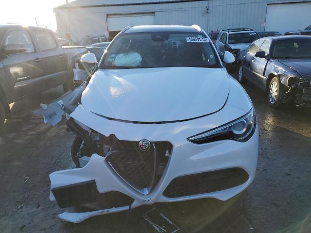 ZASFAKBN9J7B74175 Alfa Romeo STELVIO TI