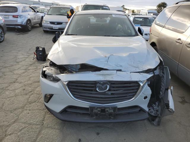 JM1DKBC77G0111722 Mazda CX-3