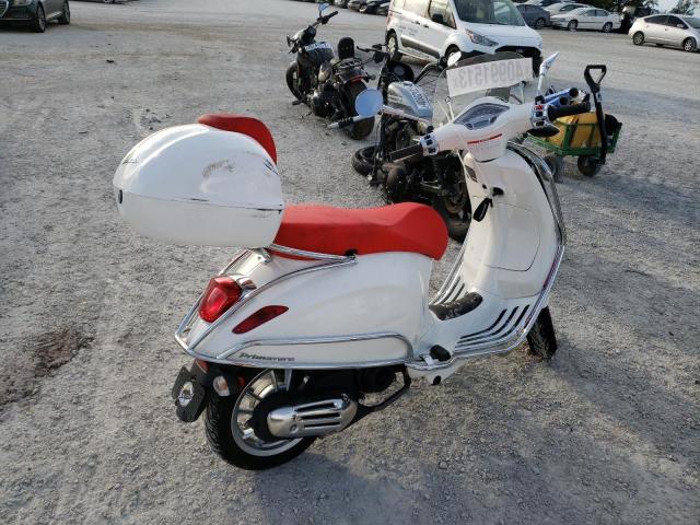 2022 VESPA SCOOTER ZAPCA06B0N5105617
