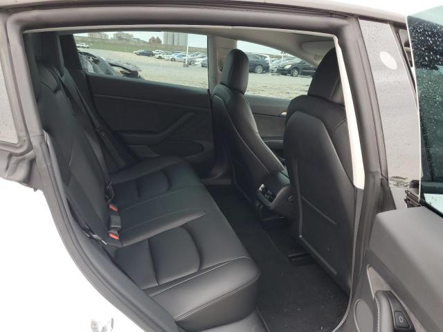 5YJ3E1EB2NF317138 Tesla MODEL 3