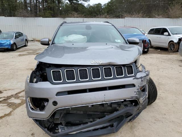 3C4NJDBBXKT849826 Jeep Compass Latitude