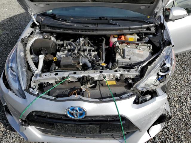 2015 TOYOTA PRIUS C - JTDKDTB36F1582369