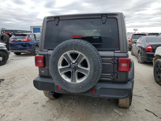 1C4HJXEN5LW156825 Jeep Wrangler Unlimited Sahara