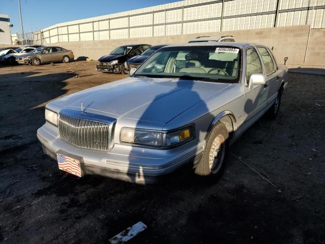 1997 Lincoln Town Car Signature