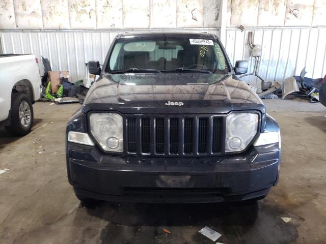 1J8GN28K59W546264 Jeep Liberty Sport