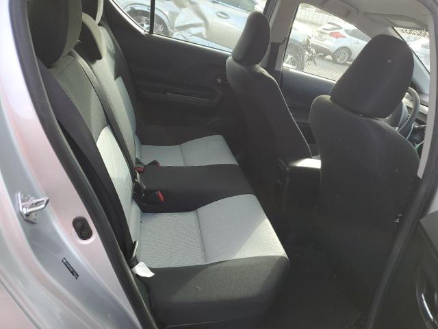 2015 TOYOTA PRIUS C - JTDKDTB36F1582369