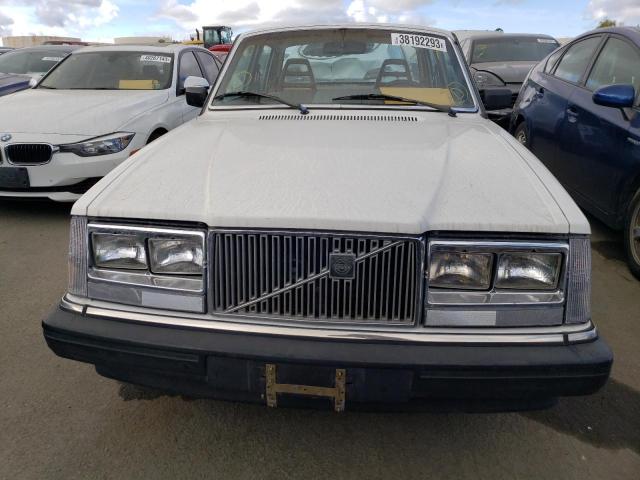 YV1AX8846F1114121 Volvo 244