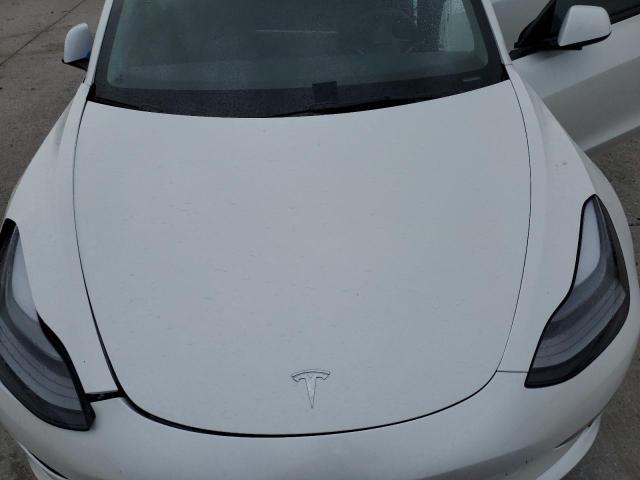 5YJ3E1EB2NF317138 Tesla MODEL 3