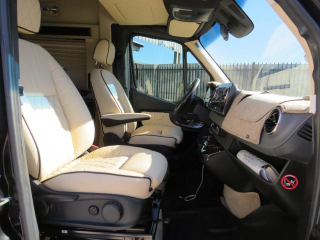 W1X4EBHY8LT021237 Mercedes-Benz Sprinter 2500