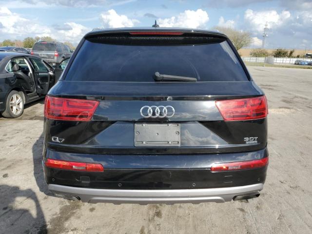 2017 AUDI Q7 PREMIUM WA1LAAF7XHD043117