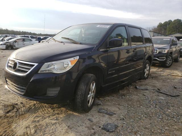 2010 Volkswagen Routan SE