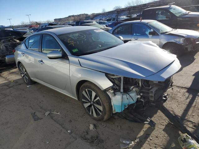 1N4BL4DV9NN334363 Nissan ALTIMA SV