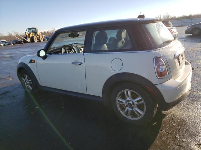 VIN WBAVL1C5XEVY18465 2013 MINI COOPER no.2