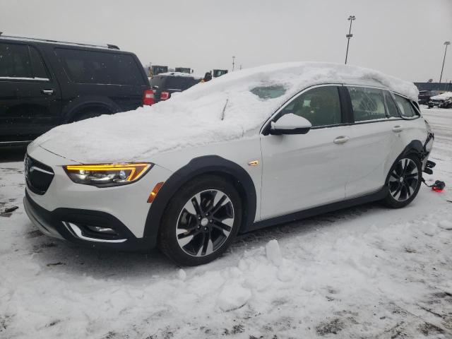 2018 Buick Regal TourX Essence