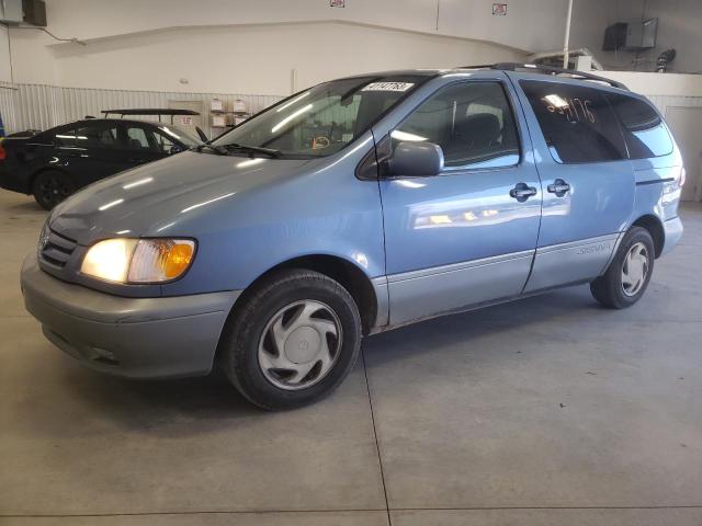 2002 Toyota Sienna LE