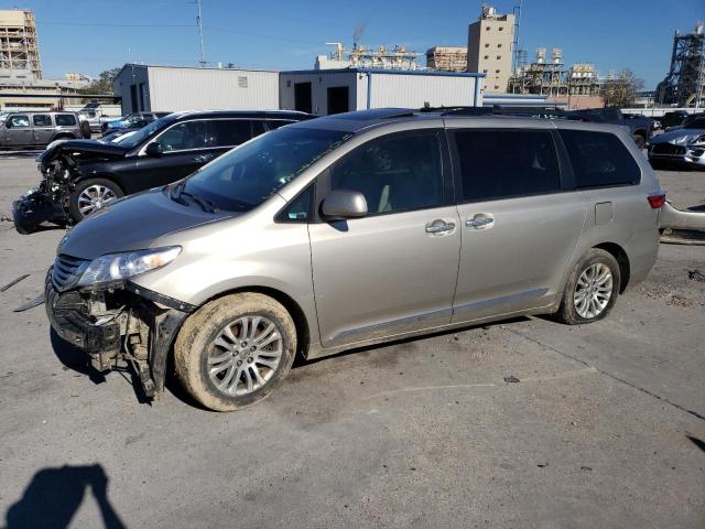 5TDYK3DC6FS540171 2015 TOYOTA SIENNA, photo no. 1