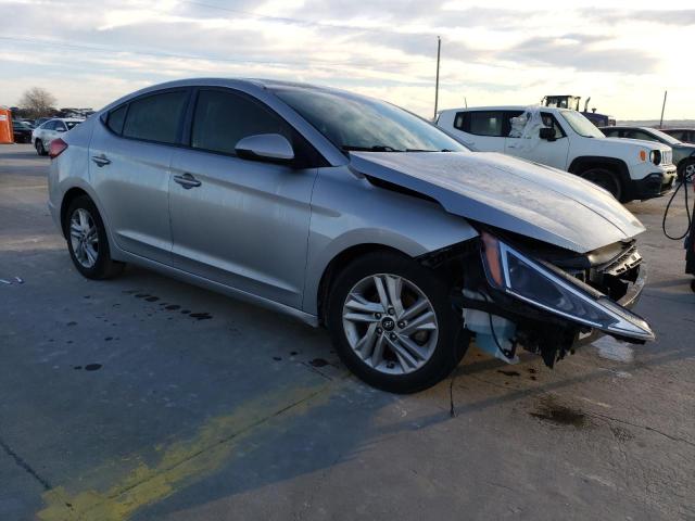 2020 HYUNDAI ELANTRA SE 5NPD84LF8LH550104