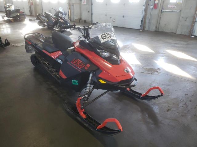 Skidoo Vehiculos salvage en venta: 2021 Skidoo 600