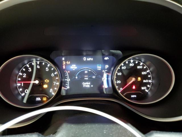 3C4NJDBB6JT333185 Jeep Compass