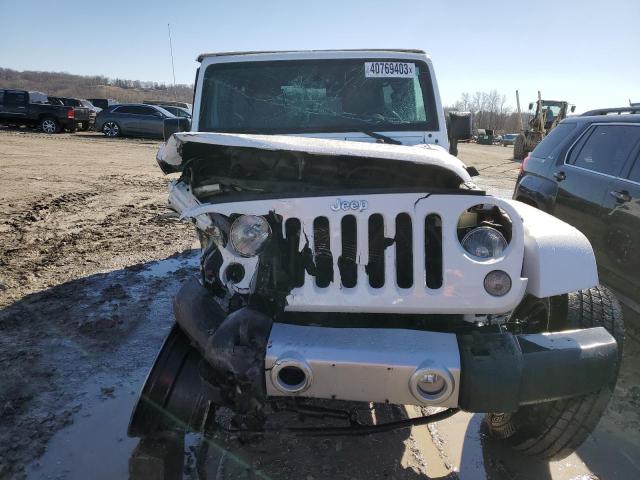 1C4BJWEG1FL566898 Jeep Wrangler Unlimited Sahara