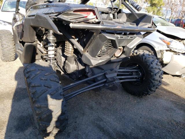 2018 CAN-AM MAVERICK X - 3JBVXAW27JK001546