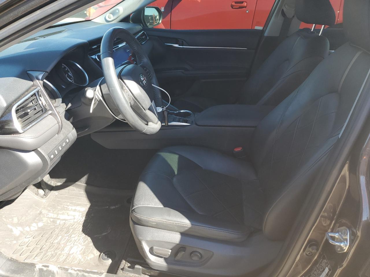 4T1B11HK3JU512035 TOYOTA CAMRY 2018