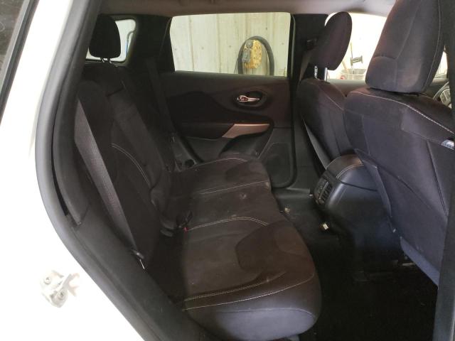 1C4PJLCB6HW642533 Jeep Cherokee Latitude
