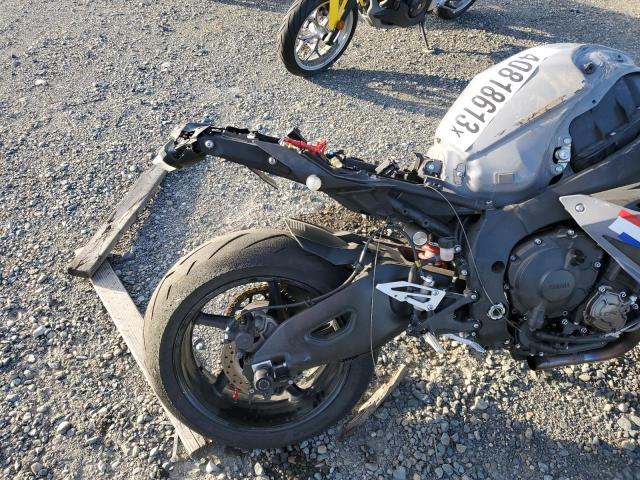 2017 YAMAHA FZ10 C JYARN48Y6HA000113