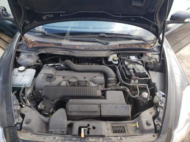 YV1672MC1BJ107572 Volvo C70 T5