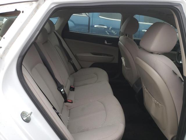 5XXGT4L35JG265872 KIA Optima Lx