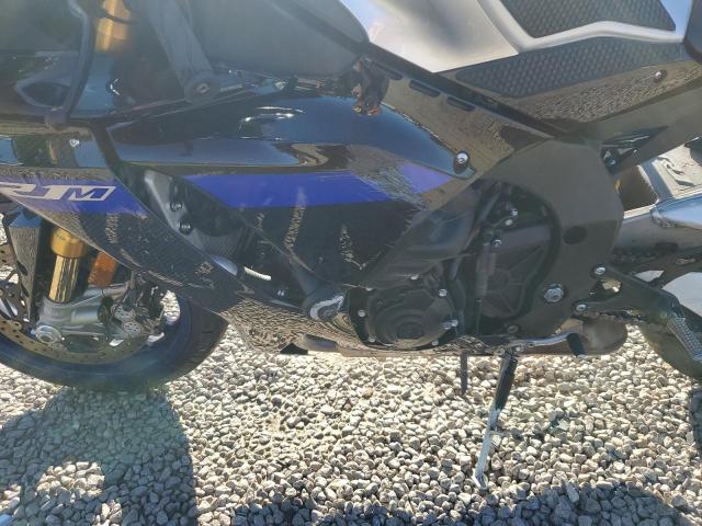 2022 YAMAHA YZFR1M JYARN67E5NA000568