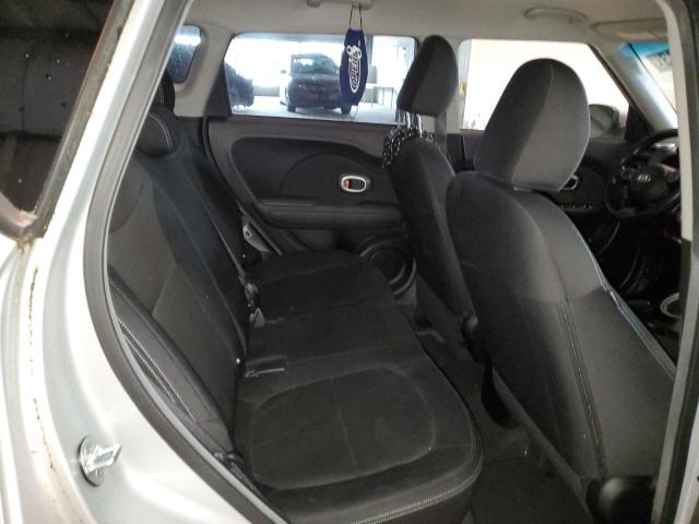 KNDJN2A22F7759668 KIA Soul