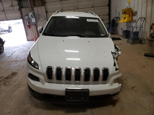 1C4PJLCB6HW642533 Jeep Cherokee Latitude