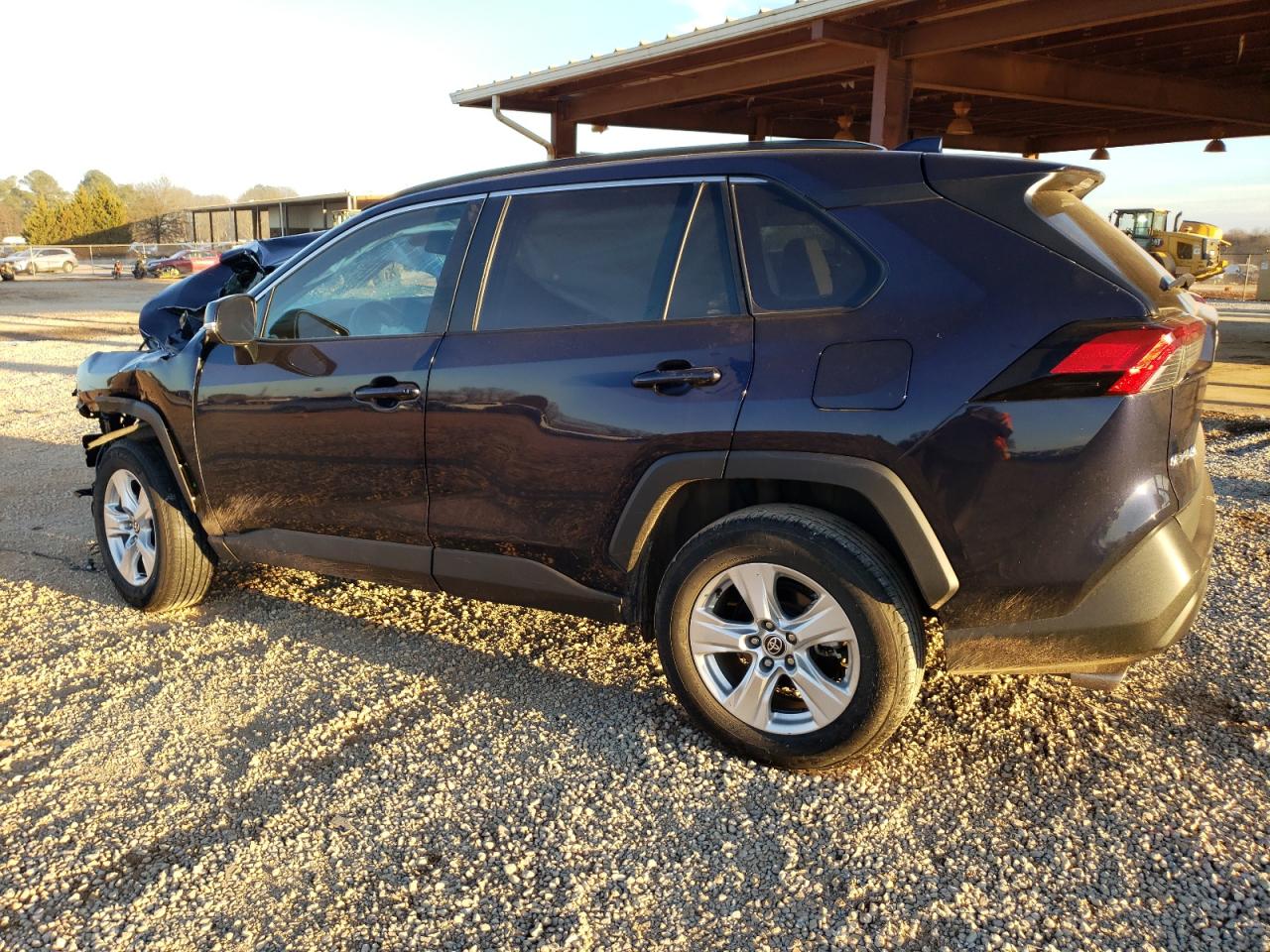 2T3W1RFV5MW174503 2021 TOYOTA RAV 4 - Image 2